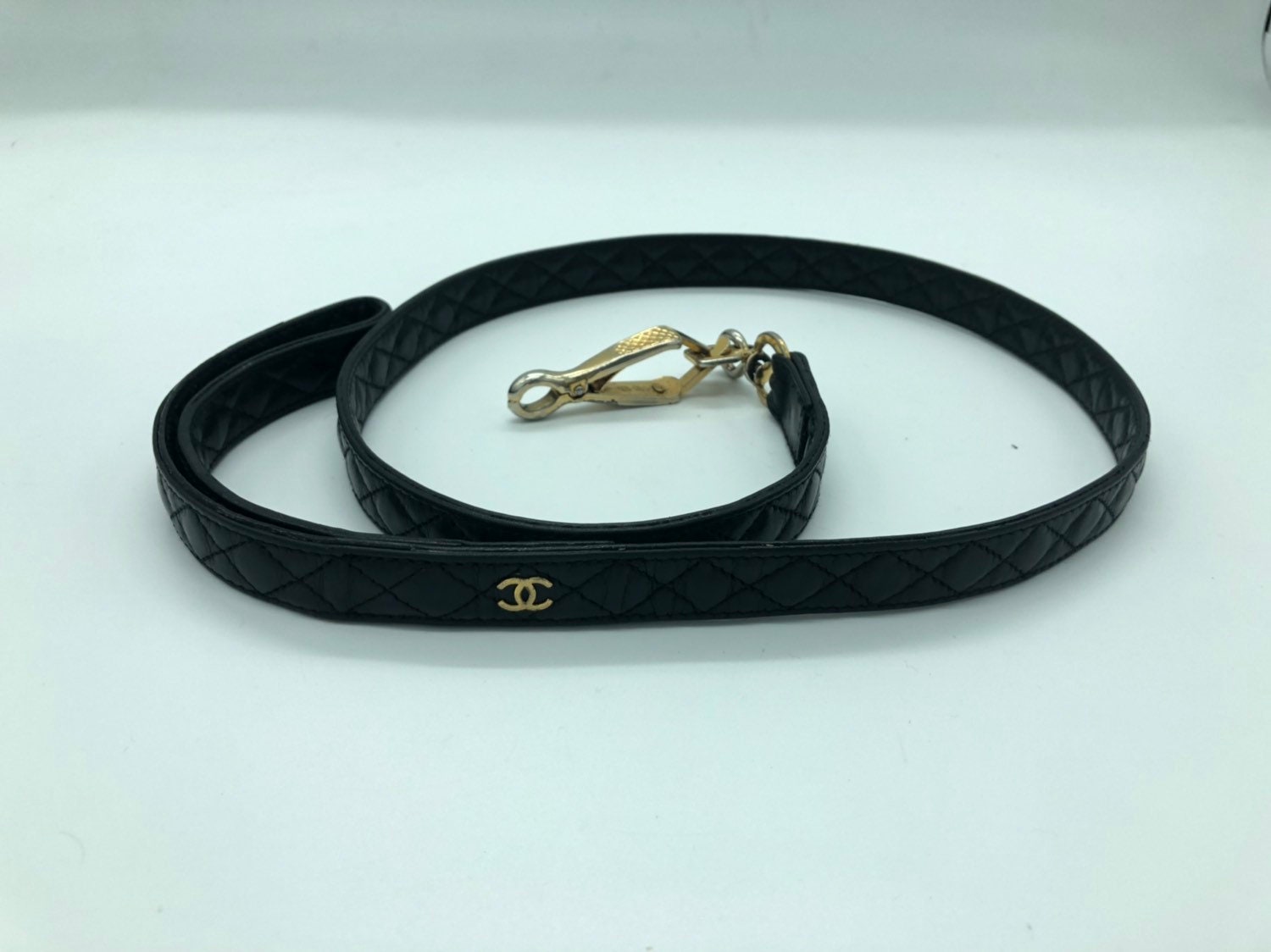 chanel dog collar