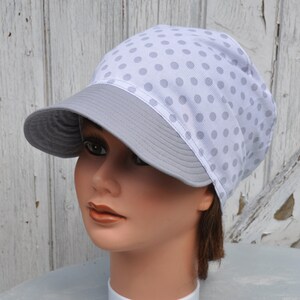 Casquette bandana préformé été en coton blanc à pois gris à visière gris uni pour femme taille unique image 2