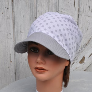 Casquette bandana préformé été en coton blanc à pois gris à visière gris uni pour femme taille unique image 7