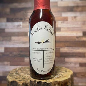 Aged Vanilla Extract 5oz | Handcrafted with Organic Madagascar Vanilla Beans | Homemade | Small Batch
