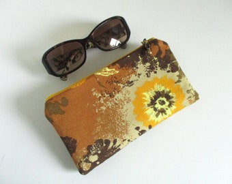 Harvest Garden - 1960s Vintage Sateen Fabric Zip Top Soft Eyeglasses Case - Purse Organizer