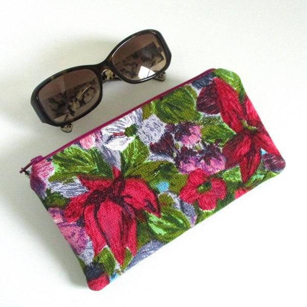 Fuchsia Blooms - 1960s Vintage Fabric Zip Top Soft Eyeglasses Bag - Purse Organizer