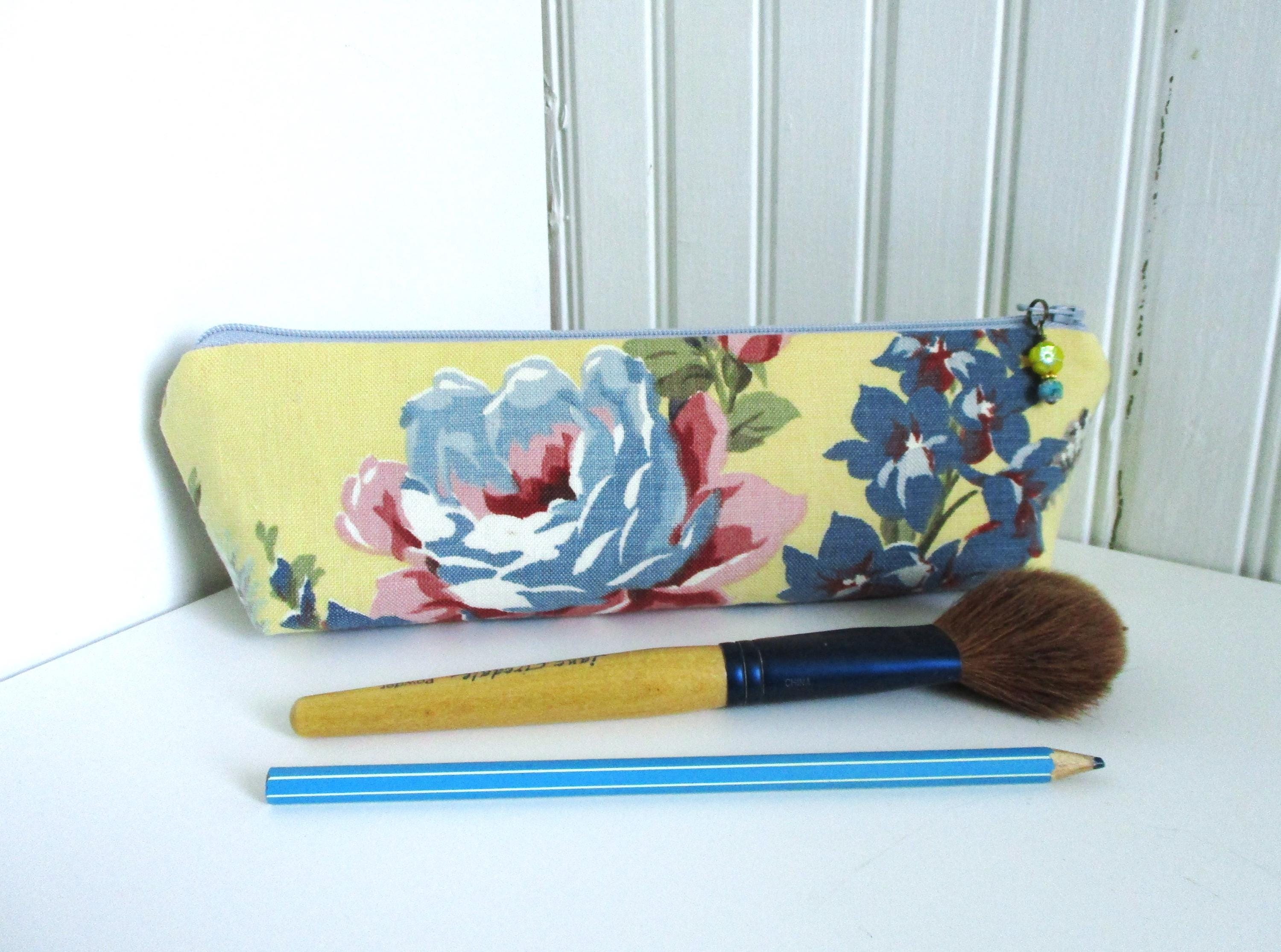 Albion - 1930s Vintage Fabric Zip Top Pencil Case, Brush Case, Purse Organizer