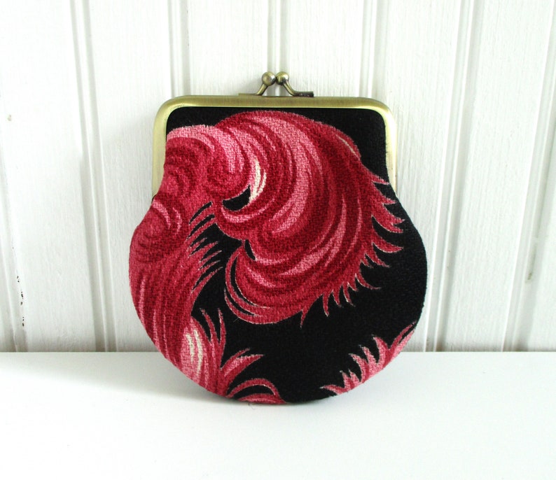 Plumes 1930s Vintage Barkcloth Fabric 4 Antique Brass Kisslock Frame Coin Purse image 2