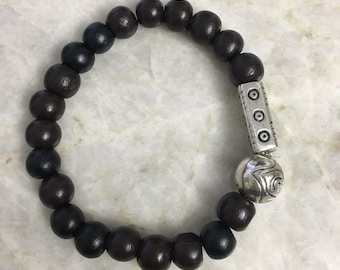 Joyería para hombre: pulsera con cuentas hecha de perlas de madera de ébano negro de 8 mm, con cuentas de acento plateado y espaciador