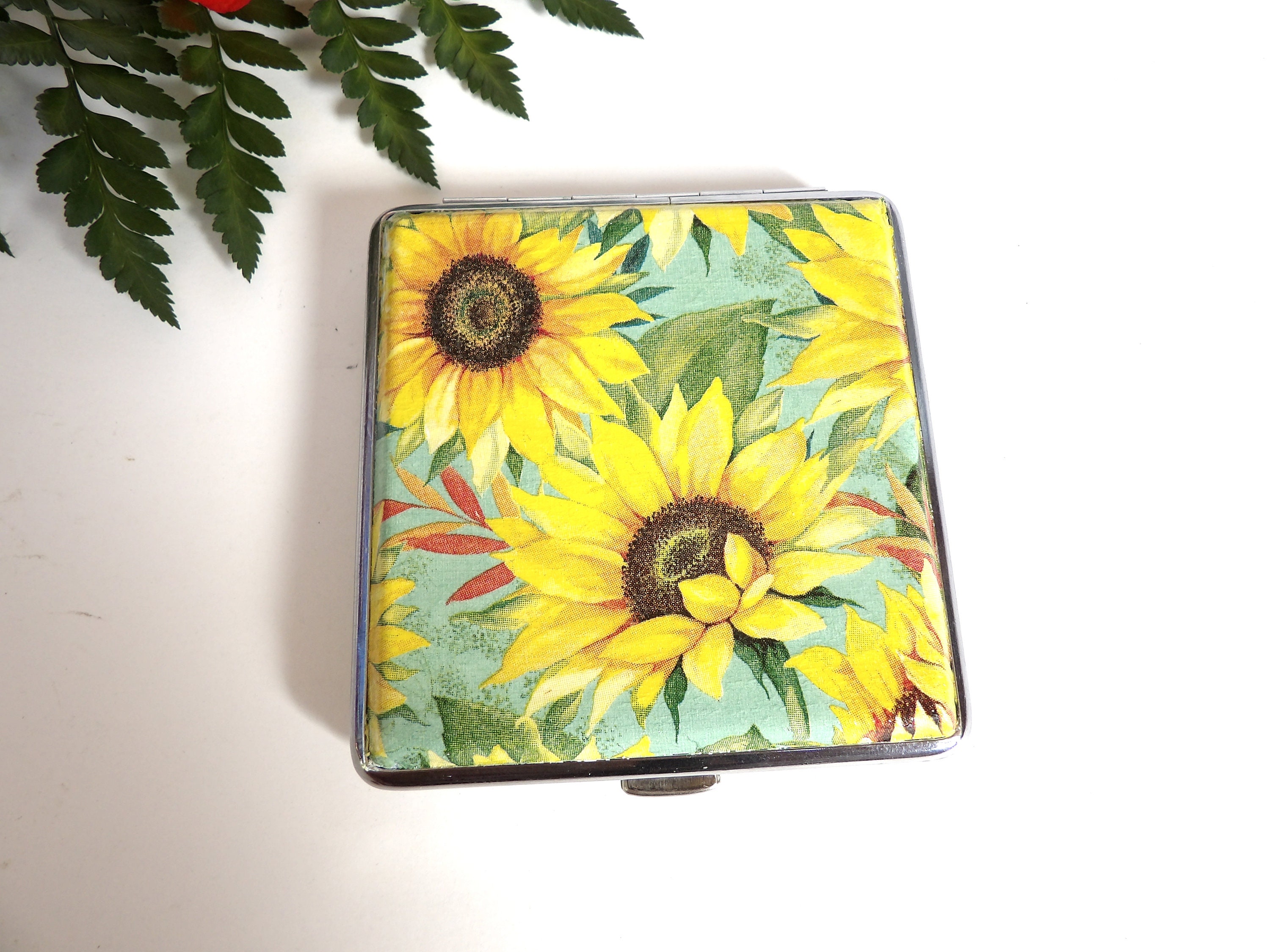 sunflower cigarette case Stainless Steel Business Card ID Holder /P08 PA factory and come packaged in a gift box. Sunflower Smile Happy Em1 Silver