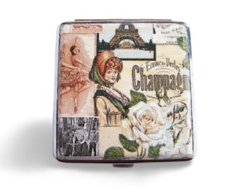 Cigarette case for her, vintage Paris cigarrette box, woman wallet, large credit card case, shabby chic box, gift for smokers, bag accessory