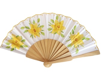 Daffodil Hand Fan, Floral Holding Fan, Evening or Wedding Dress Accessory, Spanish Hand Fan, Yellow hand fan, gift for bride mom