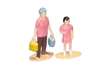 Figurines de grand-mère et petite-fille, miniatures de thérapie par le jeu pour la guérison et la compassion