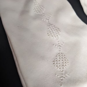 Vintage Ladies Cotton Formal Gloves