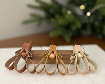 Scandinavian Minimalist Faux Suede Mistletoe Christmas Ornaments Set