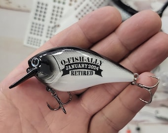 Retirement gift for a man or woman who love to go fishing. Personalized fishing lure with Retirement Date and gift packaging. Custom Crafted