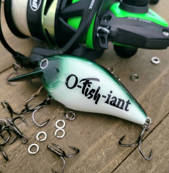 Personalized Officiant Gift, Custom O-fish-iant Fishing Lure, Officiant Gift  Box, Fishing Lure Personalized for the Master of Ceremonies 