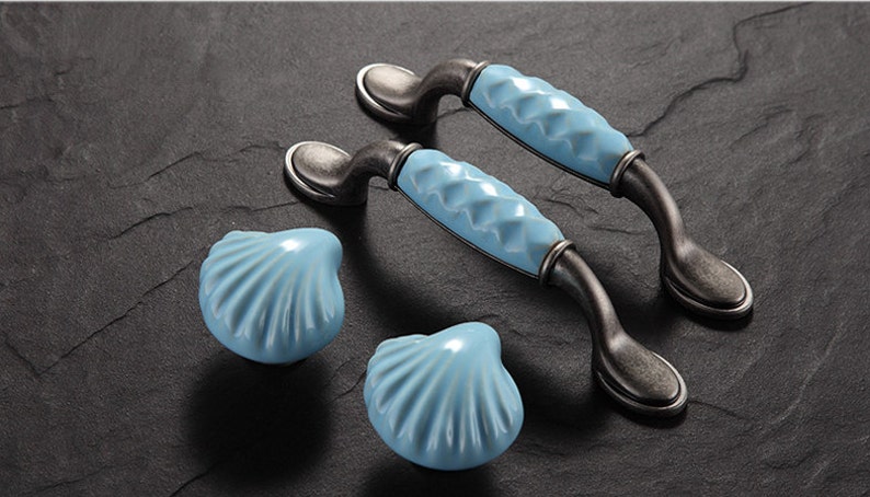 craftsman style dresser knobs and pulls craftsman style dresser knobs and pulls