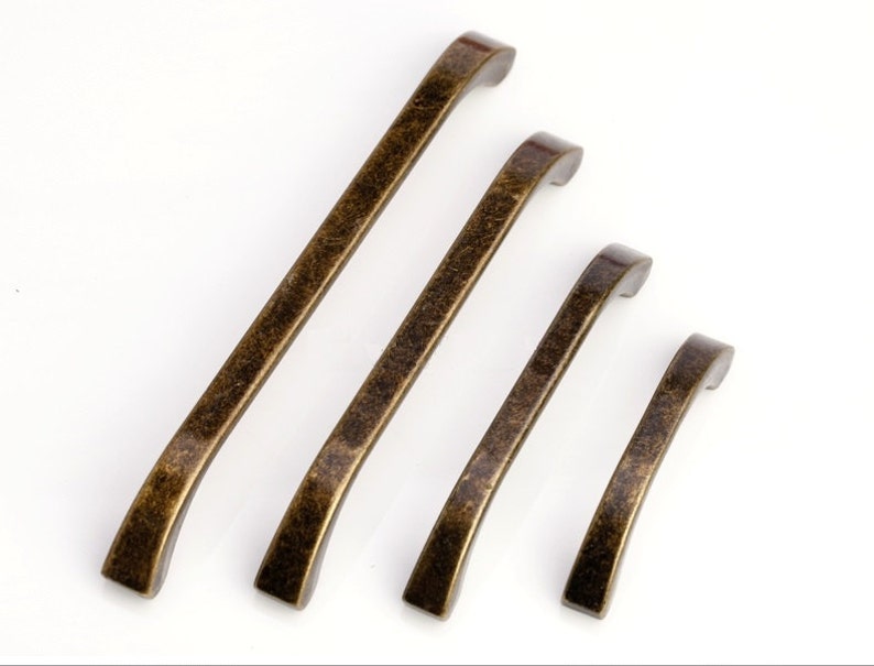 Vintage Door Handles Pulls Classic Drawer Handles Drawer Pulls Handles Kitchen Hardware Dresser Handles Cabinet Pulls Cupboard Handles