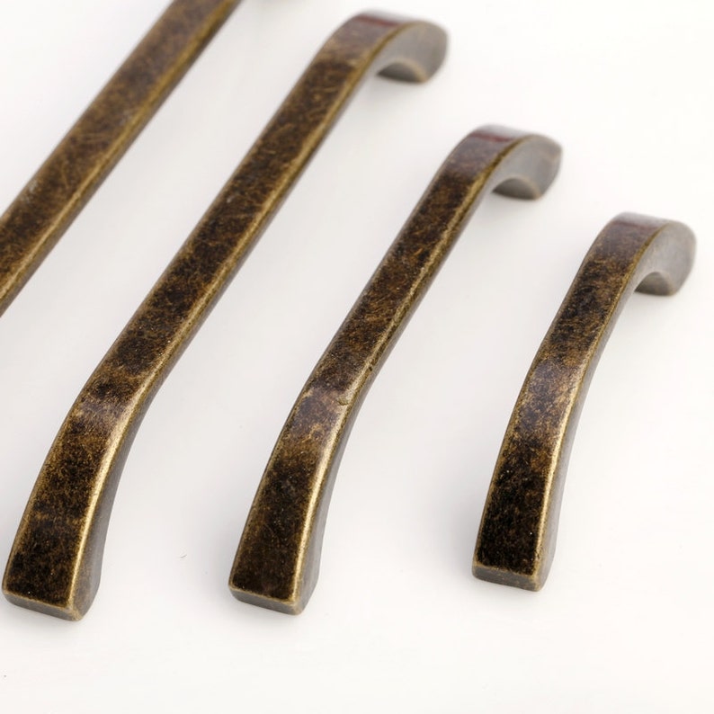 Vintage Door Handles Pulls Classic Drawer Handles Drawer Pulls Handles Kitchen Hardware Dresser Handles Cabinet Pulls Cupboard Handles