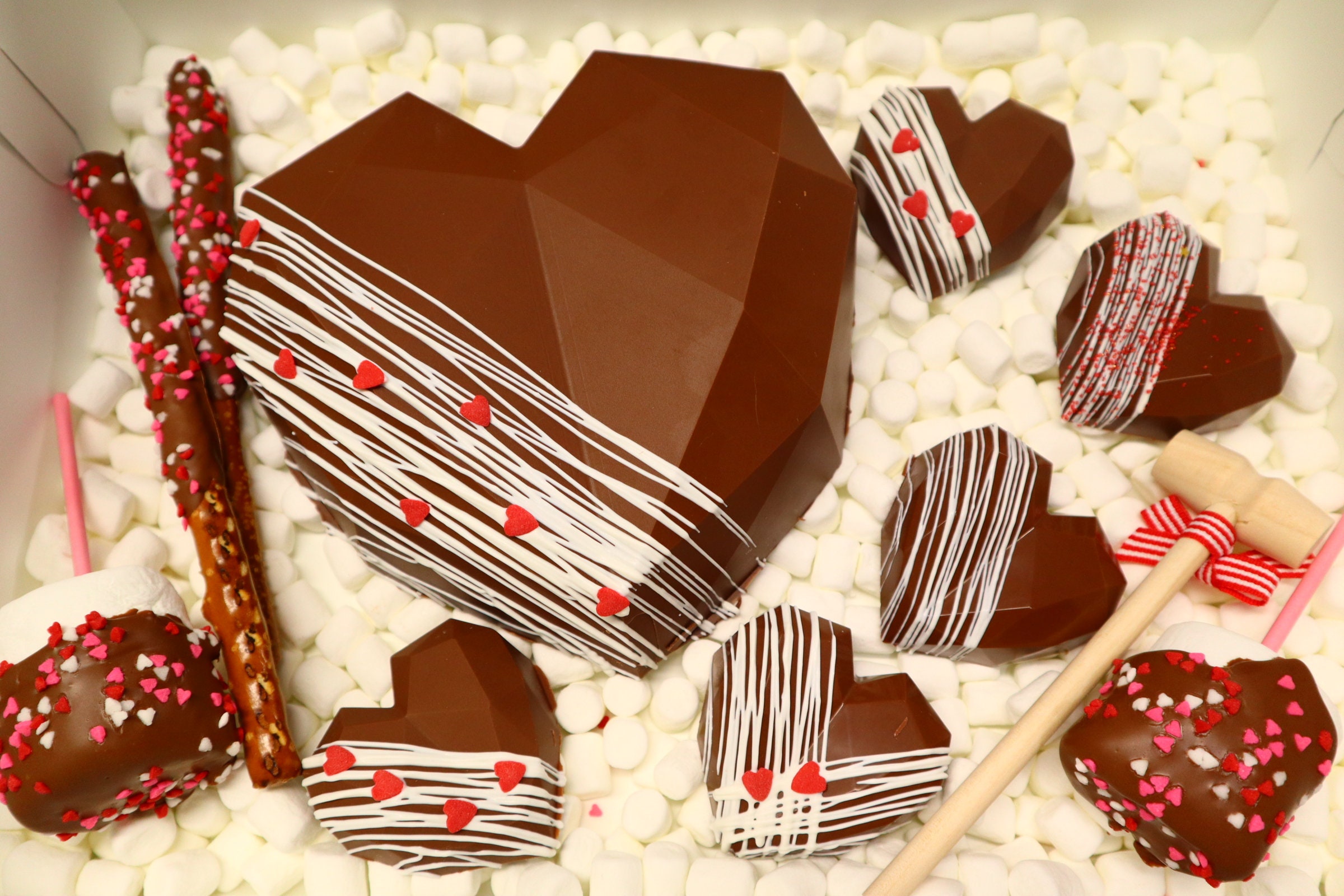 breakable chocolate heart with money