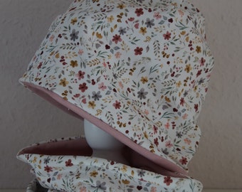 Gorro y lazo en conjunto con flores