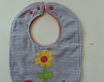 Baby bib flower with name