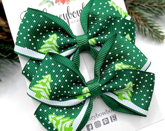 Christmas tree hair bow, green Christmas hair bows, Christmas hair clips, Christmas ribbon bows, 2 and a half inch Christmas hair bows