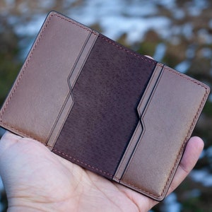 Tarjetero de cuero, cuero marrón oscuro, estuche de tarjeta de visita, billetera minimalista, estuche de tarjeta delgado, cosido a mano, regalo para él y ella