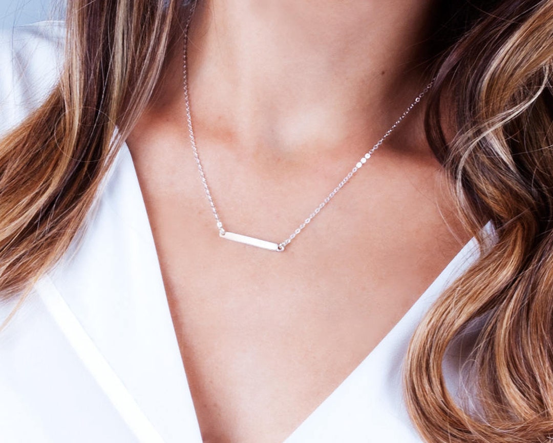 A89. Hammered Glow Delicate Bar Necklace main image 1