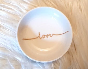 Personalized Ring Dish – Ceramic Jewelry Holder, Bridesmaid Gift