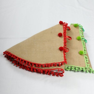 Personalized Burlap Christmas Tree Skirt with Pom Poms Red Blue Green, Farmhouse Holiday Decor, Customizable Sizes 30 to 55 Inches