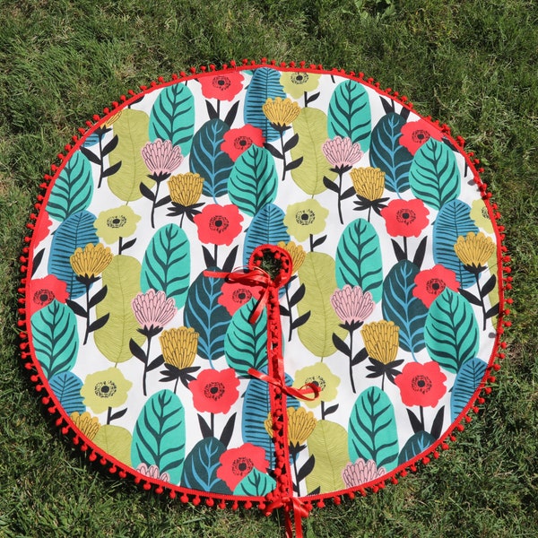 24 Inch Tree Skirt 