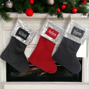 Personalisierte schwarze Weihnachtsstrumpf Silber Pailletten Manschette Samt Urlaub Strümpfe Stickerei Name One of A Kind Weihnachtsgeschenk