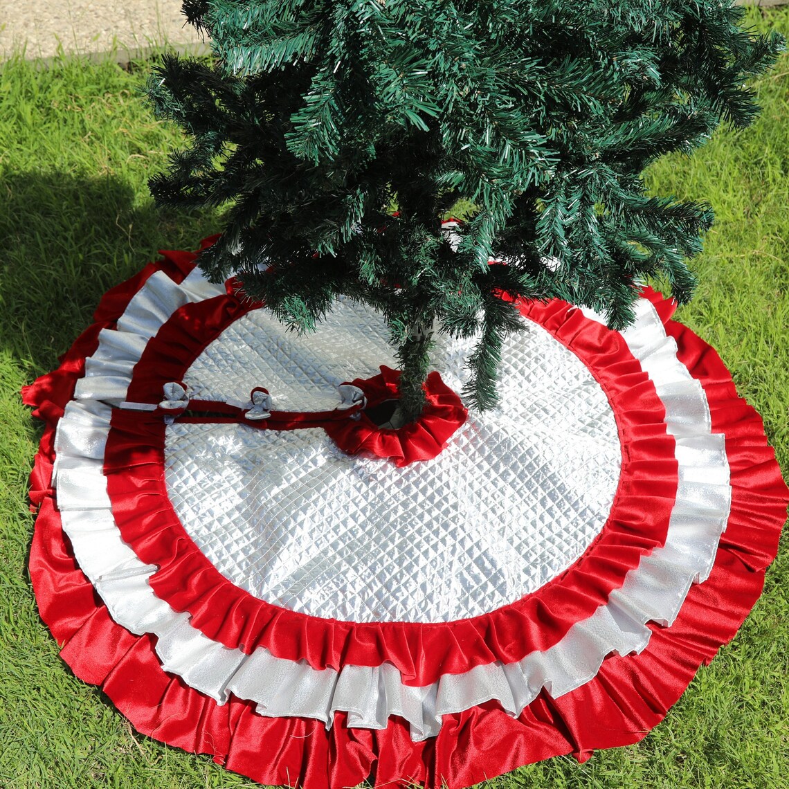 Red And Silver Christmas Tree Skirt 