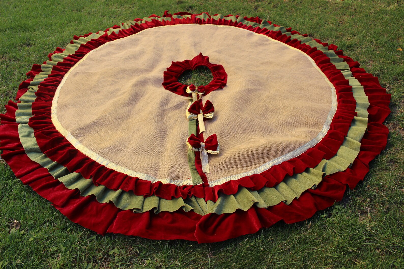 Red And Silver Christmas Tree Skirt 
