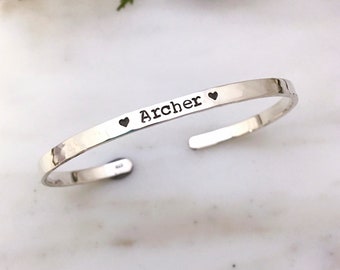 Baby Name Bracelet for Mom, Personalized Bracelet with Name, Gift for Mom to be, Custom Jewelry for women, Christmas gift for her