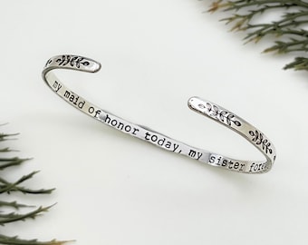 Maid of Honor Gift Sister, Personalized Bridesmaid Jewelry, Bridesmaid Proposal Gift, Wedding Party Gift, Maid or Matron of Honor Bracelet