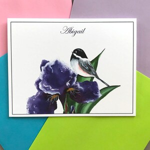 Chickadee & Purple Iris Gevouwen Notitiekaarten, Gepersonaliseerde Note Card Briefpapier set, Women's Custom Note Card Stationaire Set, Cadeau voor haar