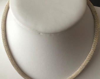 Impresionante collar tubular de malla milanesa de plata esterlina escocesa de 40 cm (16 pulgadas).