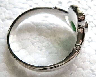 Anillo Claddagh De Plata De Ley 925 Con Corazón Irlandés Con Piedras Verdes CZ (4), Circonita, Zirconia Cúbica : Claddagh Gold