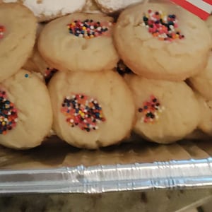 Polvorones con Sprinkles de Puerto Rico por Docenas 2 pk por 1 precio