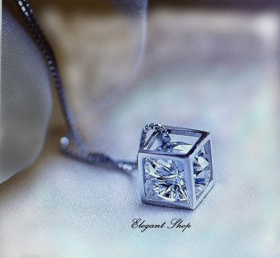 Woman Man Crystal Diamond Box Pendant Accompany With Square