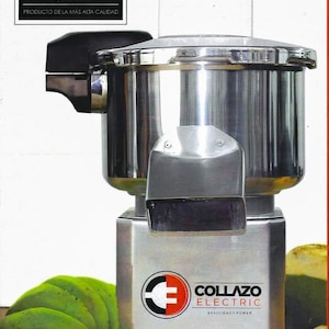 May include: A stainless steel electric food grater with the text "COLLAZO ELECTRIC" and "EFFICIENCY POWER". The machine is designed for grating vegetables, fruits, coconut, cheese, and coffee beans. The image also includes text in Spanish.