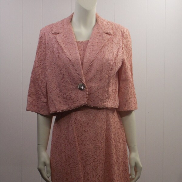 Beautiful Vintage Pink Lace Over Taffeta Sleeveless Dress & Jacket from 50's /Matching Jacket has 3/4 Sleeves and Double Lapel Collar..Sz 18