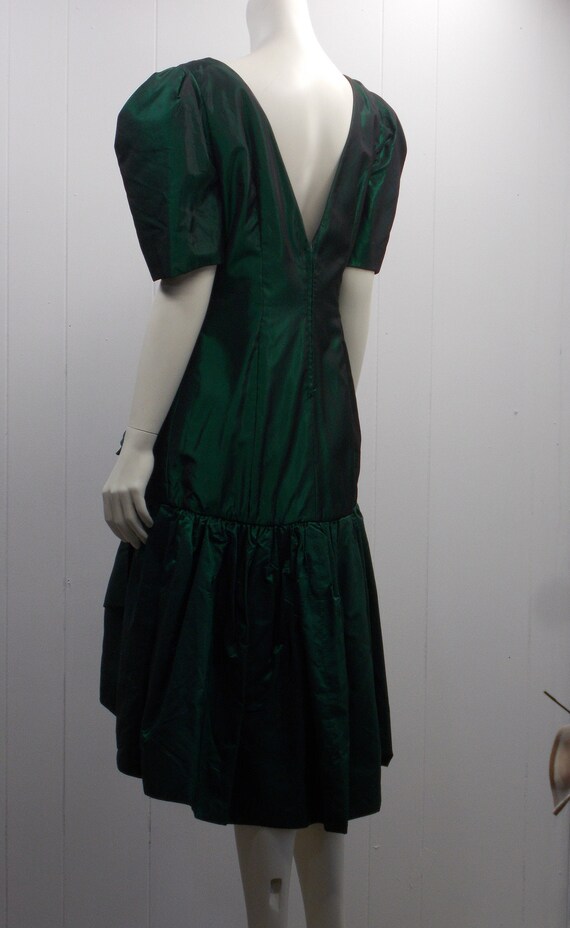 Radiant Forest Green Vintage Party Dress for that… - image 9