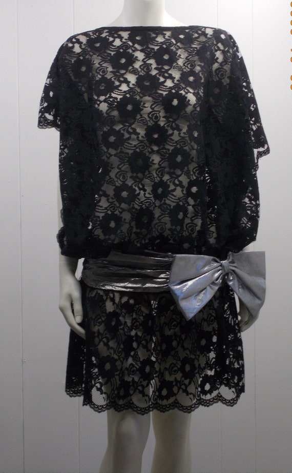 So Creative !!  Vintage Black Lace Party Dress Fea