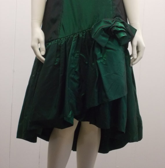 Radiant Forest Green Vintage Party Dress for that… - image 10