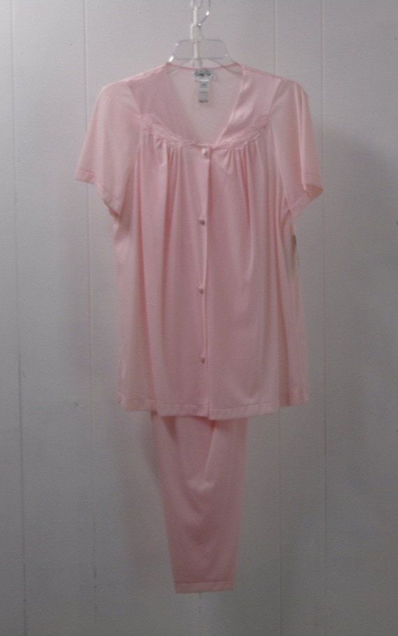 80's Vanity Fair Pale Pink Pajama Set/Nylon, Decor