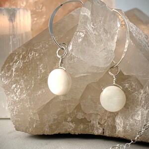 Mother of Pearl , Dangle Earrings, Women&#39;s Jewelry, Semi Precious Stone Jewelry-Earrings, Pear Shape Wire.925 Sterling Silver,