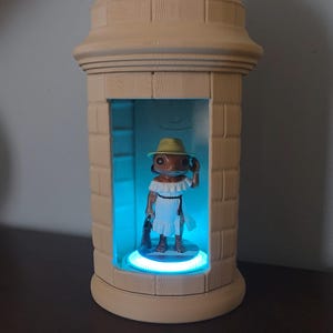 Puerto Rico Table Top Garita Coquí Figure Display with Light & Real Coquí Sounds – 12” 3D Printed PLA Cultural Table Top Display