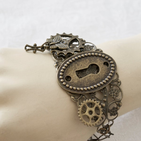 Steampunk bracelet-bronze bracelet-steampunk jewelry-bracelet-gothic bracelet