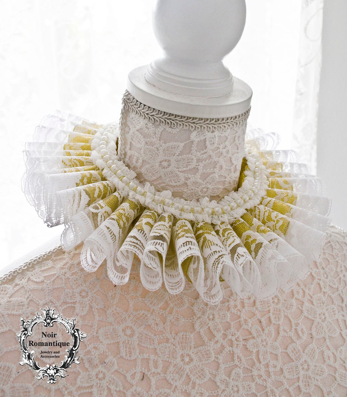 Royal Elizabethan Ruff Collar in Gold and White Etsy