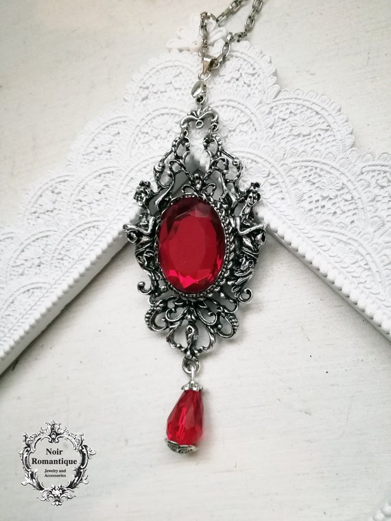 Valentine's Day-Lucinda pendant-vampire pendant-gothic necklace-vampire gothic jewelry